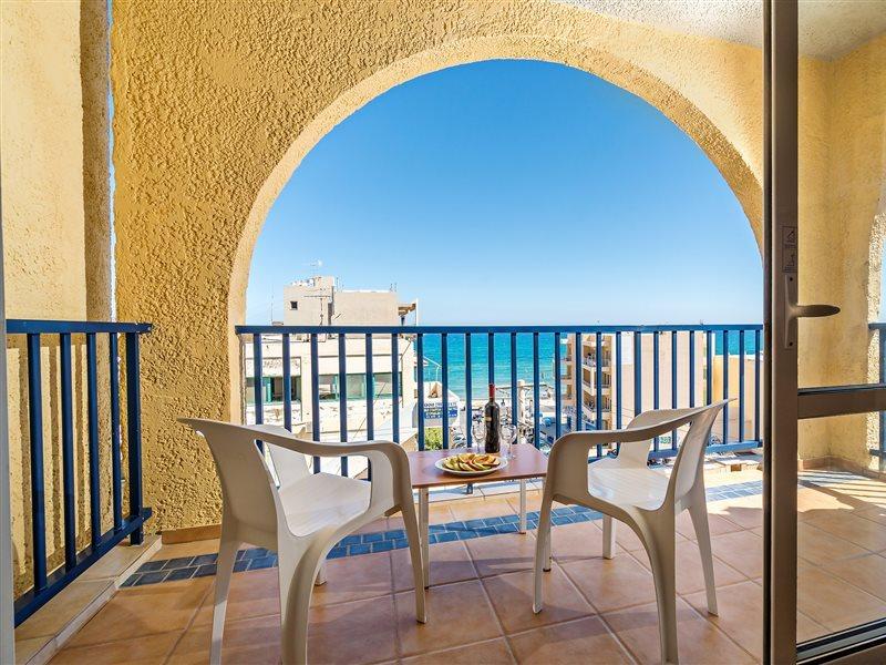 Icarus Suites & Apartments By "Lefkoniko" Rethymno  Exterior photo