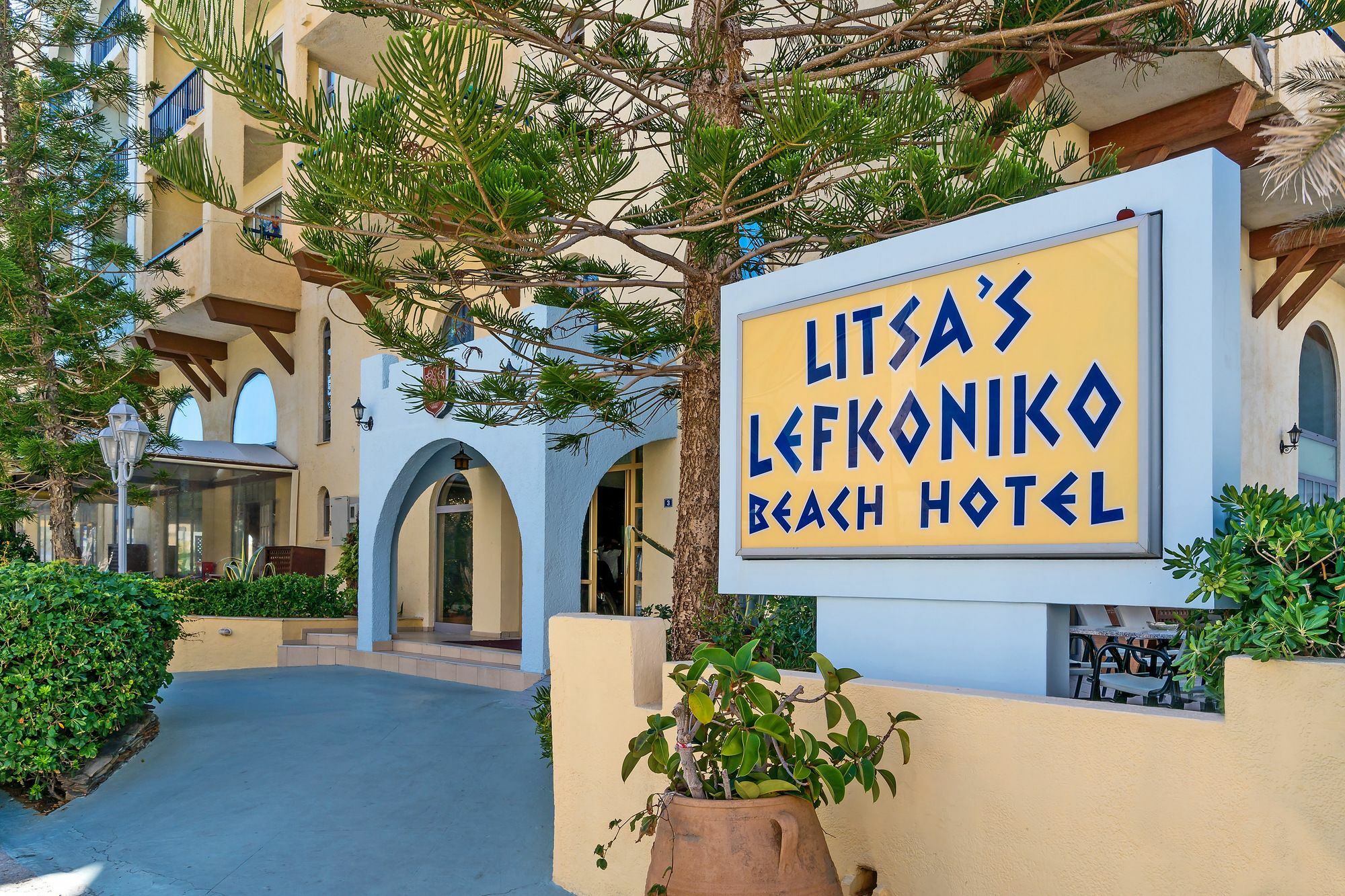 Icarus Suites & Apartments By "Lefkoniko" Rethymno  Exterior photo